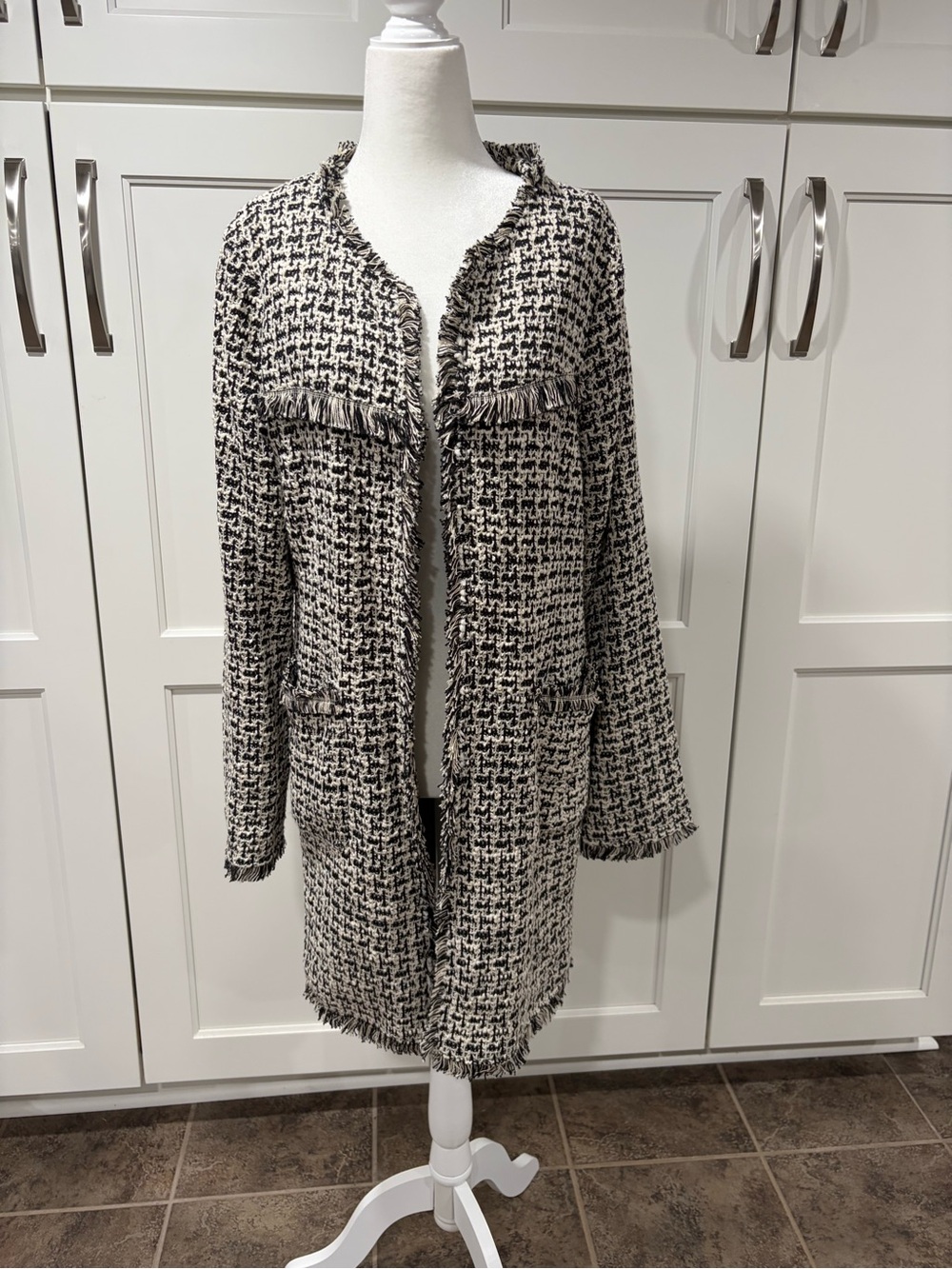 Laundry By Shelli Segal Black & White Tweed Fringe Coatigan